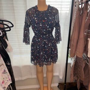 Chic Navy Floral Mini Dress